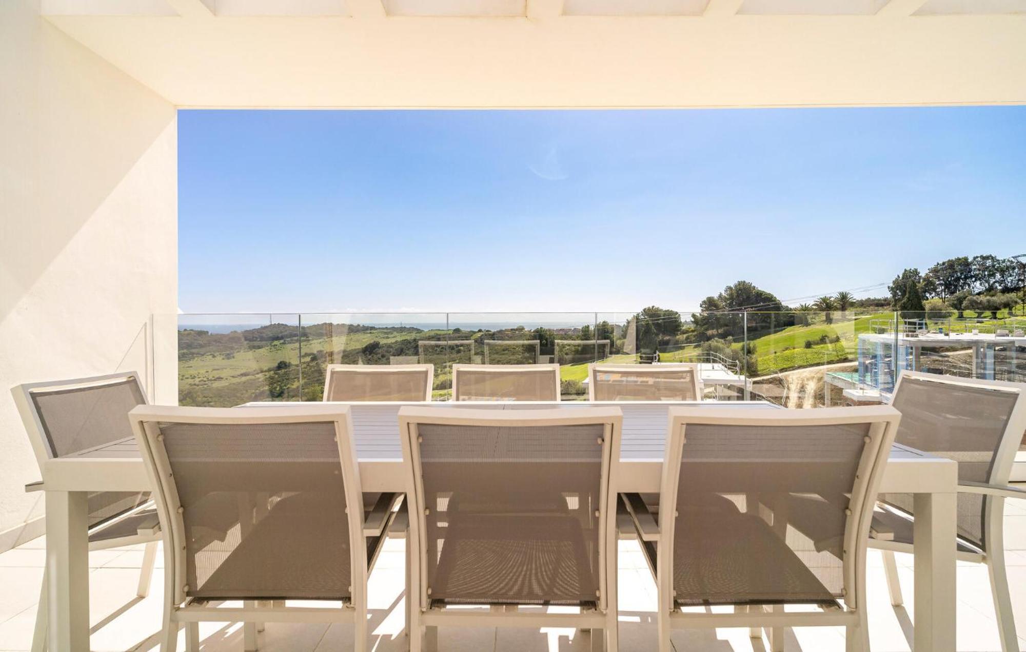 3 Bedroom Amazing In Appartement *